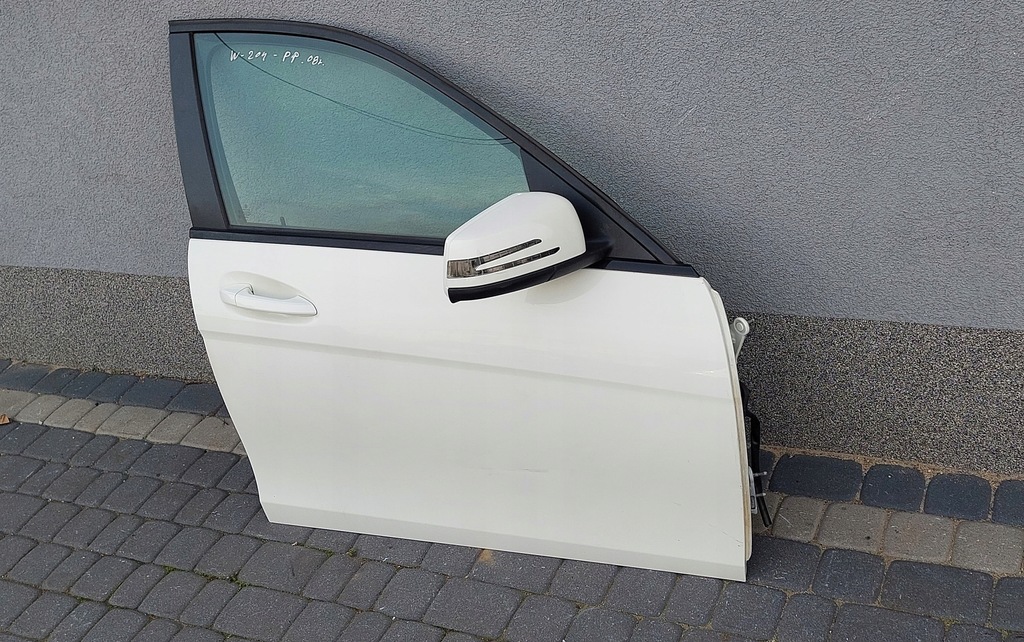 фото №7, Дверь перед правое mercedes w204 c650