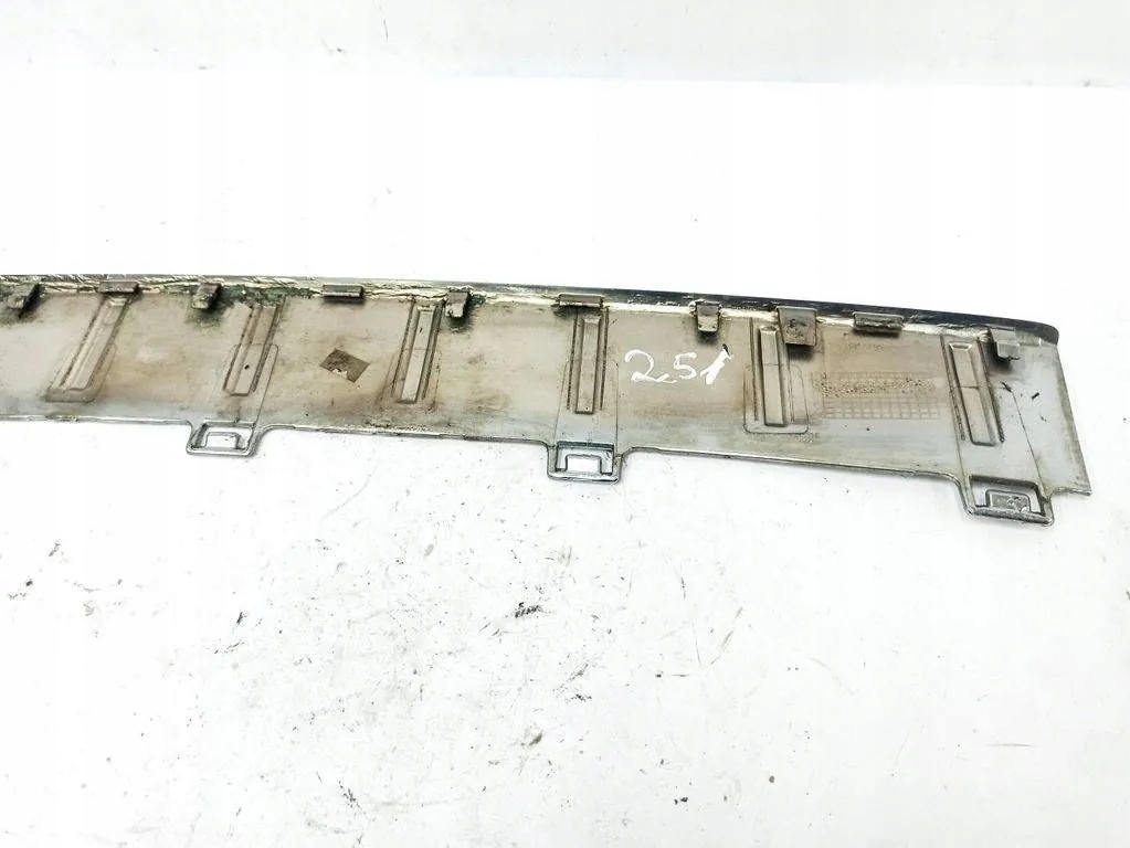 Купити Середня молдинг заднього бампера mercedes-benz r w251, v251 a2518852021