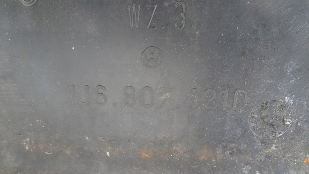 фото №16, Golf iv бампер задняя hb 1j6807421d lb5n