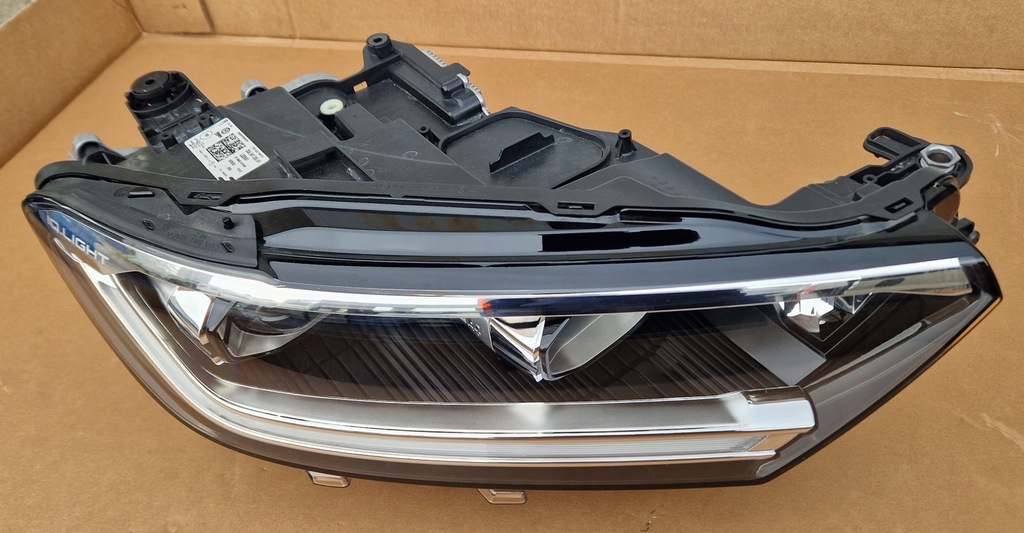 фото №2, Лампа t-roc lift 2ga941036af matrix комплектная nowa