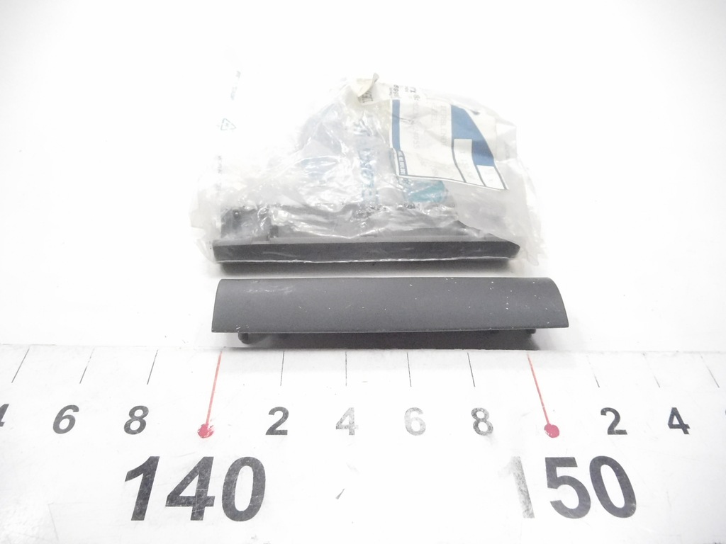 фото №7, Рамка ручка внутренней передних дверь ford galaxy mk2 оригинальный номер 1130537