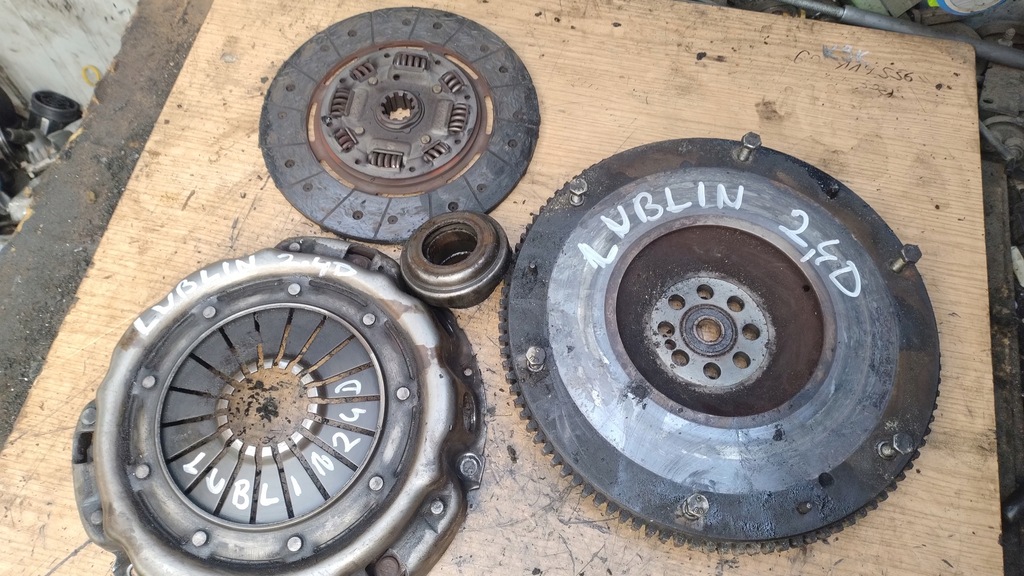 фото №1, Daewoo lublin 2,4 дизель andoria колесо маховик