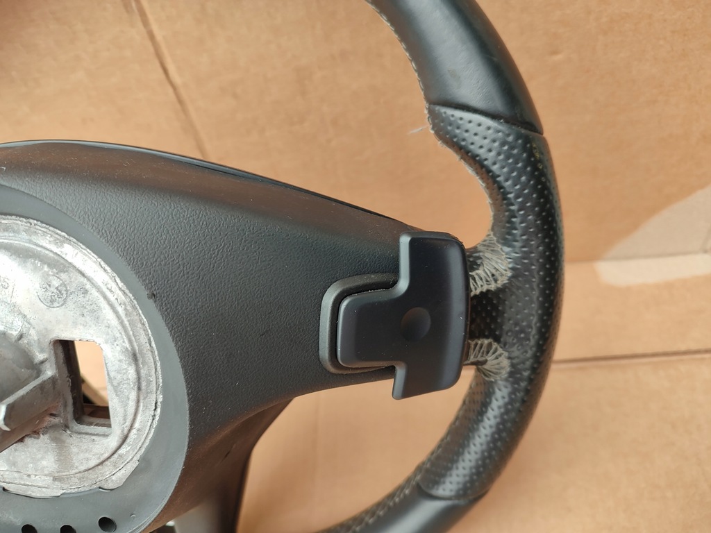 фото №13, Повітропровід шкіряний мультифункція пелюстки перемикання mercedes glk x204 lift a2184606218