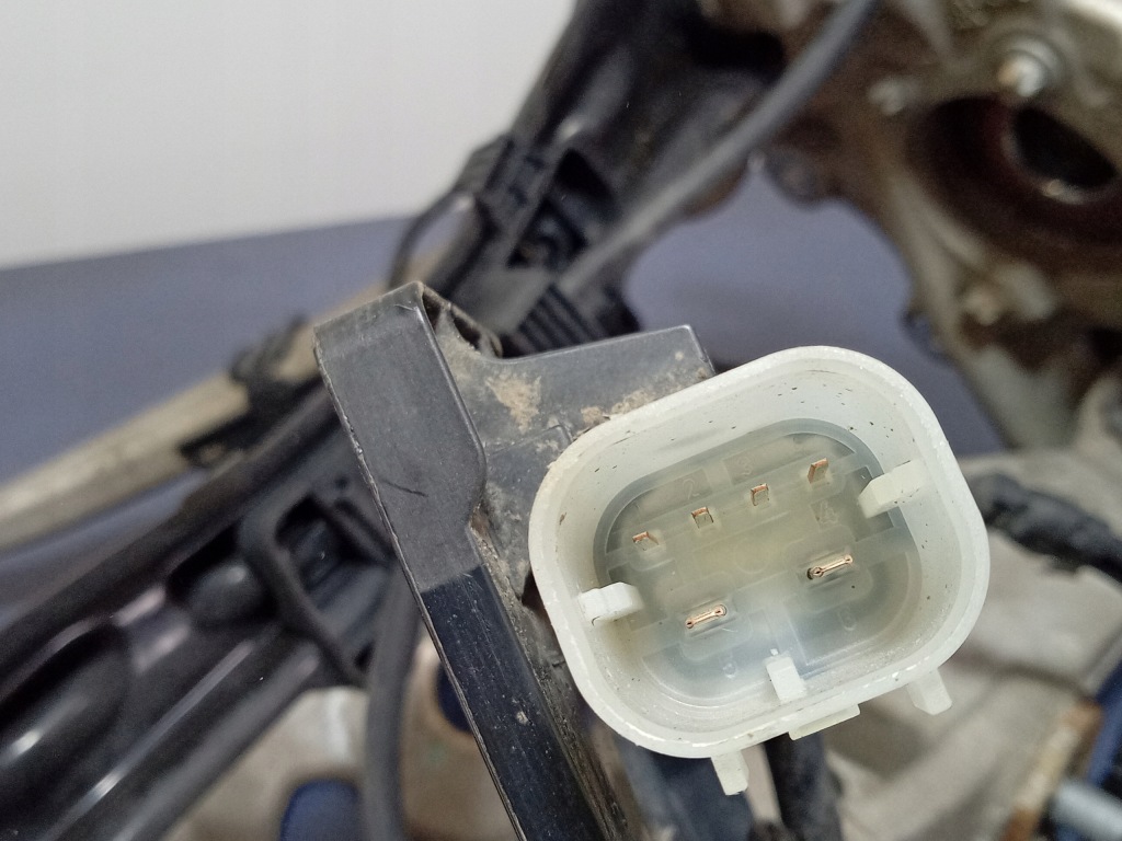 Gls w167 поворотний кулак задній права ступиця a16722r в Україні