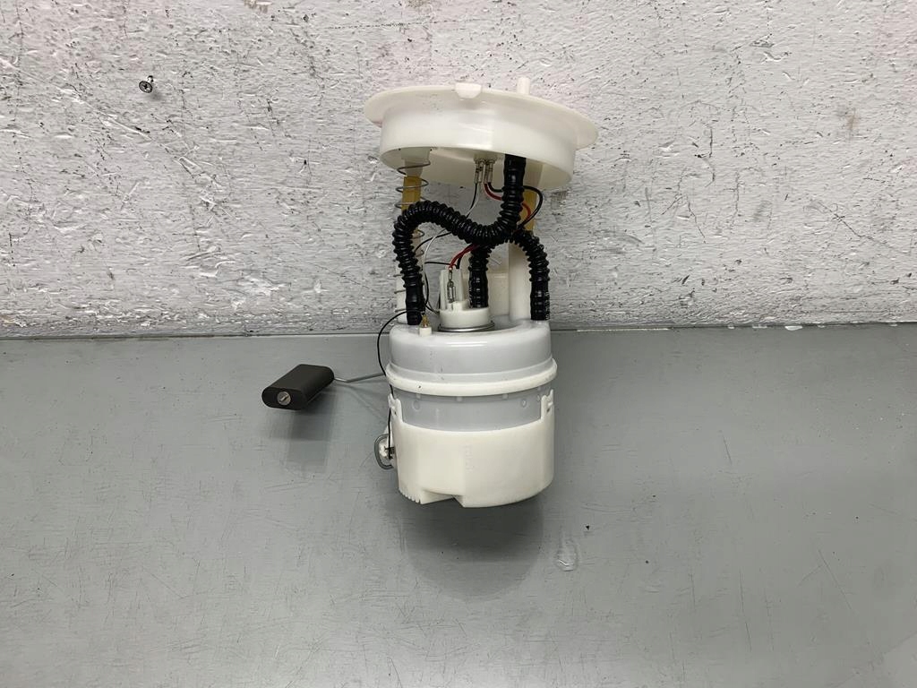 Насос пального паливна mini countryman r60 1.6 16 v 11 r 09750669902 Ціна