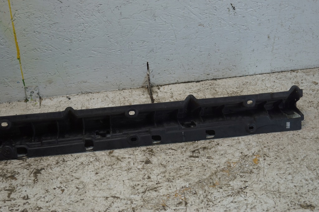 фото №13, Направляющая правый кронштейн порог bmw x5 e70 7167708