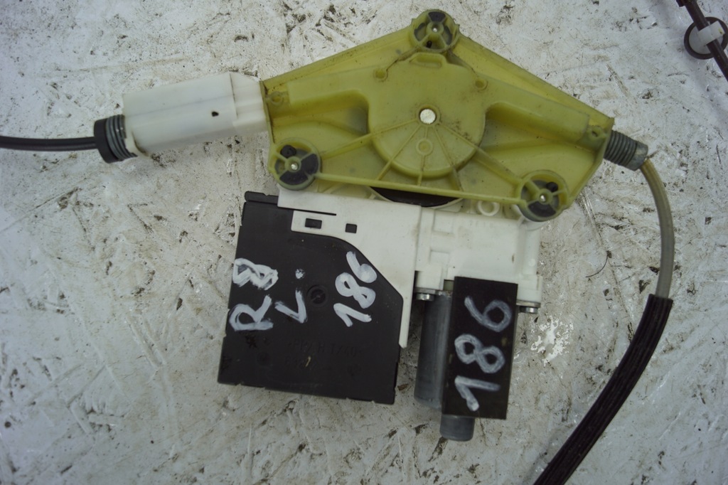 фото №4, Механізм скло лівий перед audi r8 420