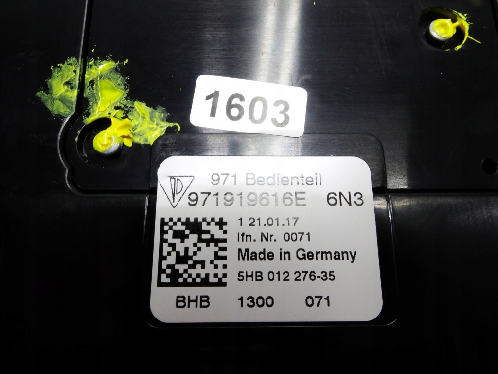 фото №8, Porsche panamera 971- дисплей панель експлуатації задня 971919616e