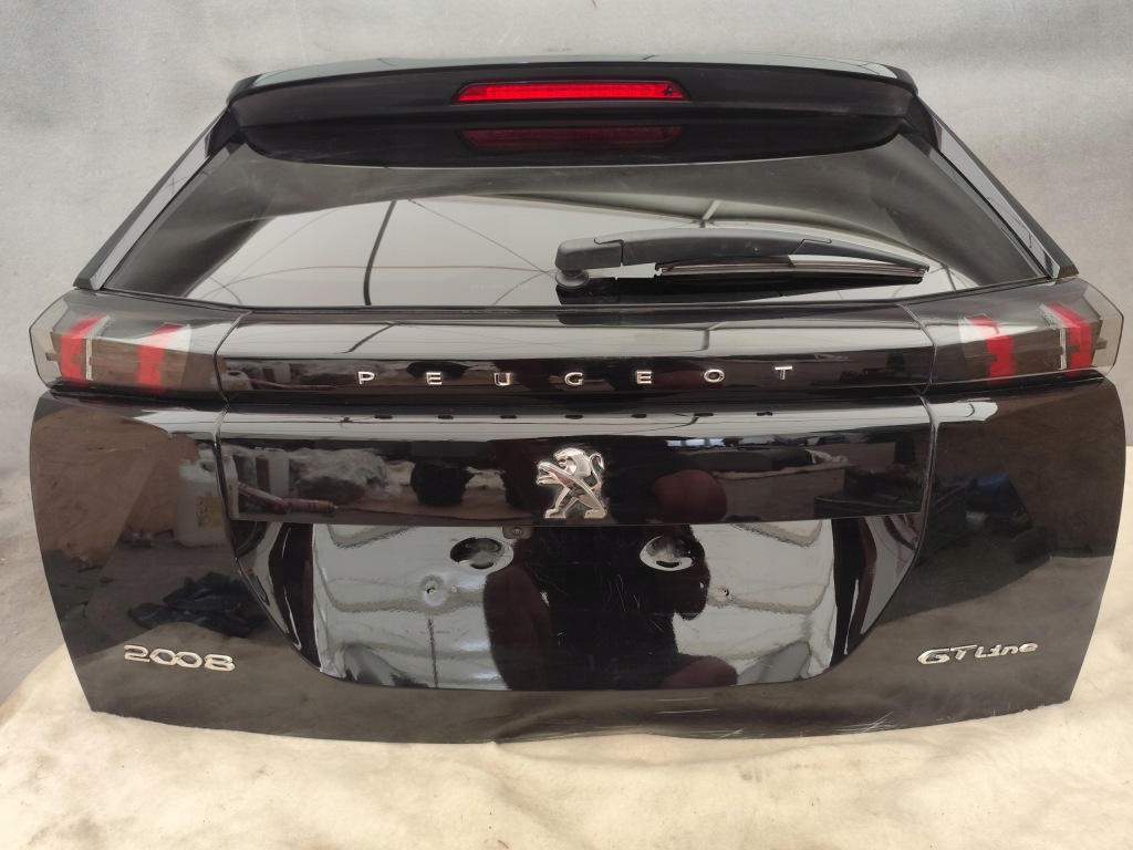 фото №1, Peugeot 2008 ii lift gt line кришка багажника задня камера