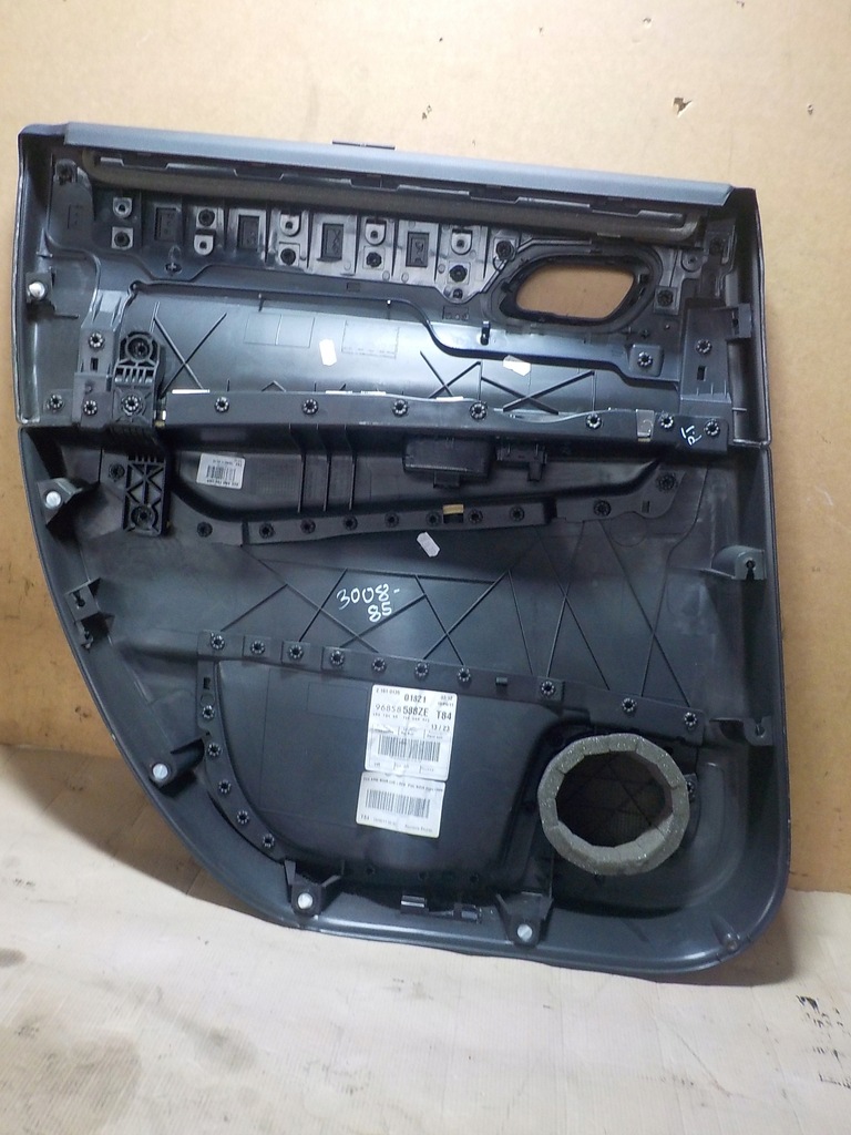 фото №5, Обшивка праве задні двері peugeot 3008 96858588ze