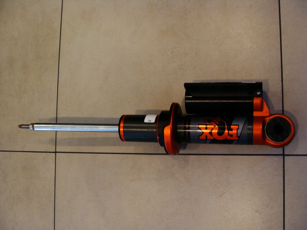 фото №1, Амортизатор правый задняя ford ranger raptor fox pb3c18080aac !!!