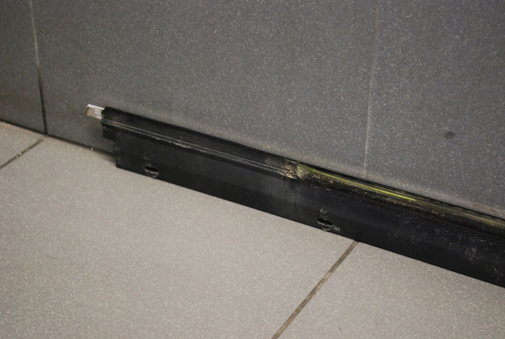 фото №10, Молдинг уплотнитель правый перед a6 c5 4b0853284j