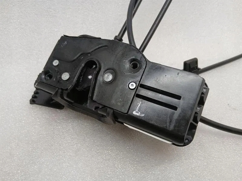 фото №8, Chevrolet corvette c7 grand sport замок двері лівий 84293825 замок двері lew