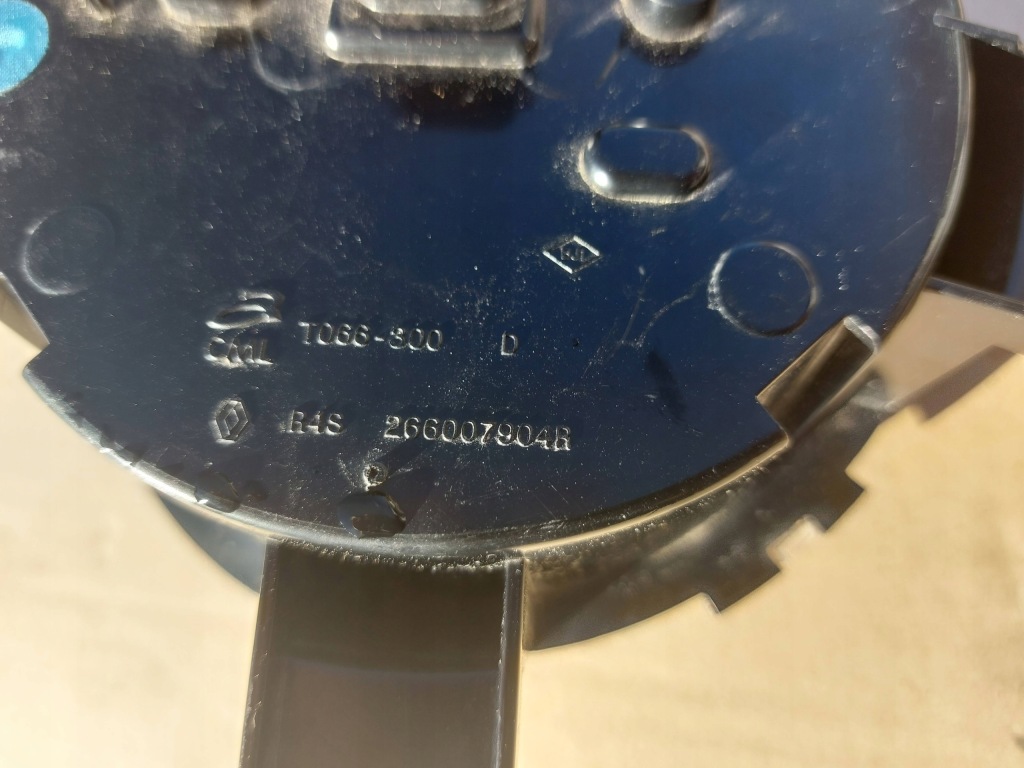 фото №4, Лампа правий led drl renault twingo iii 14-