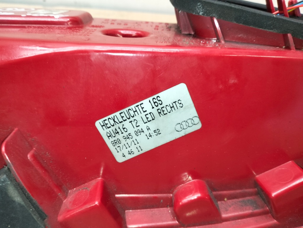 фото №9, Лампа права задня задня w кришка led audi q5 8r lata 2008-2012 8r0945094a