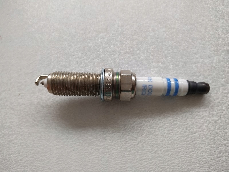 фото №10, Свеча зажигания toyota yaris 1,3vvt-i 08-