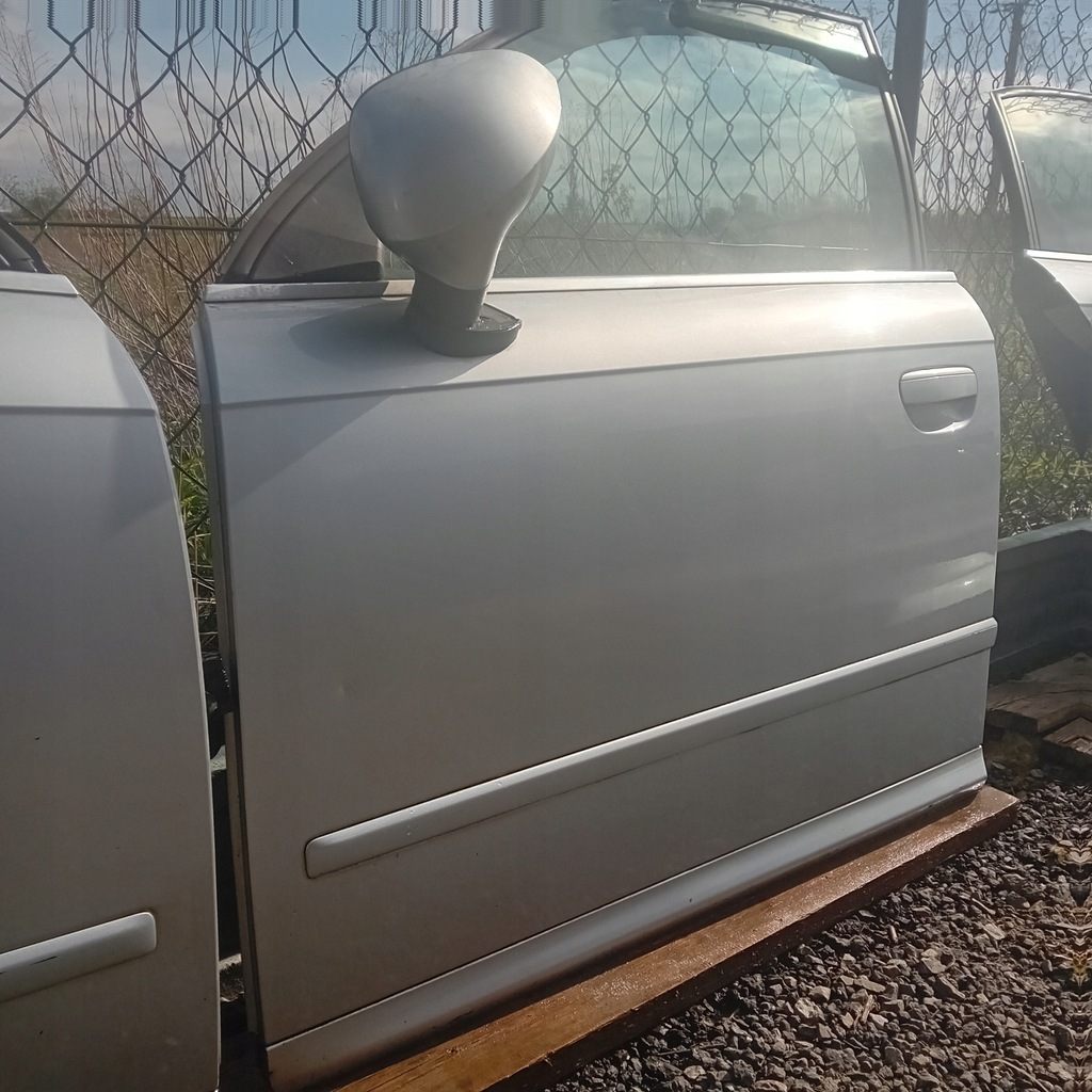 фото №1, Двері лівий перед seat exeo ls7y