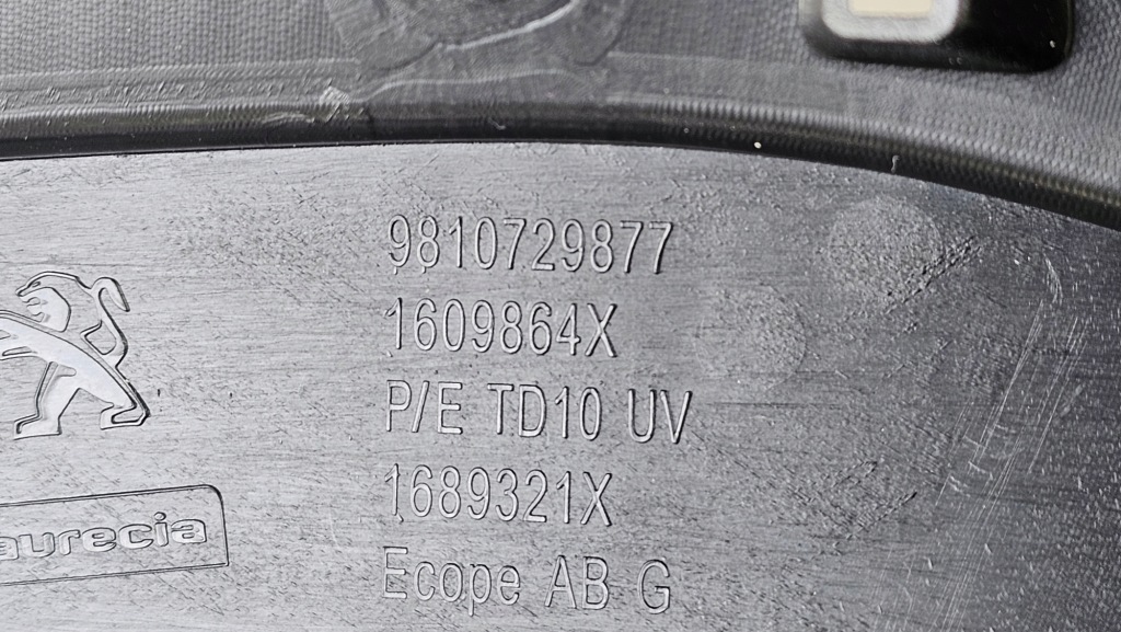 фото №11, Решётка бампера противотуманной фары peugeot 208 i lift оригинал 9810729880 левый перед