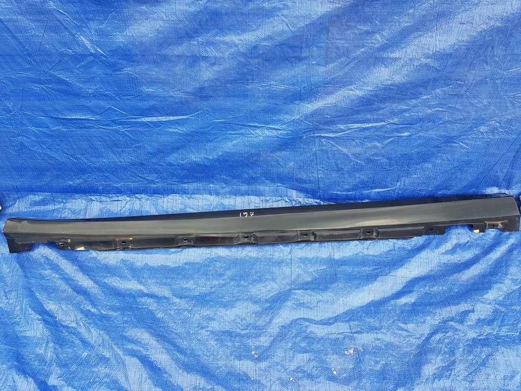 фото №1, Молдинг порог левая mercedes w251 long c197 197