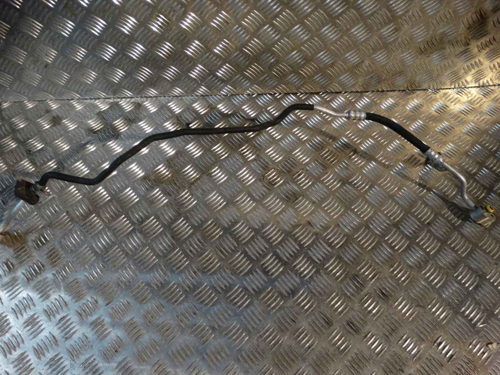 фото №1, Volkswagen оригинальный номер 7l6820741d шланг кондиционера