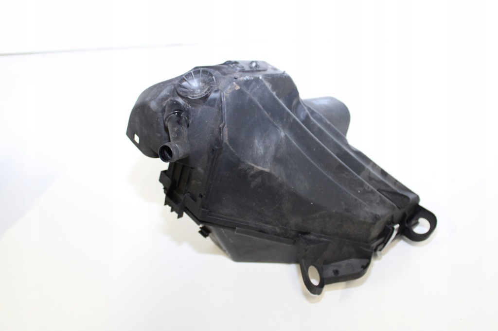 фото №5, Корпус фильтра воздуха bmw e90 lci n47 7797467