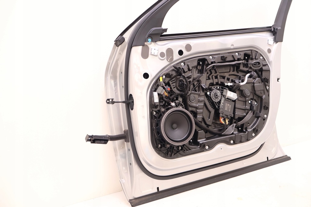 фото №6, Volvo xc60 ii двері праве перед 735-15