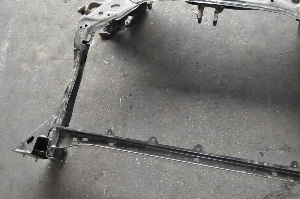 Mazda 3 bp 2.5 рестайлинг  подрамник подвеска 25r с Разборки