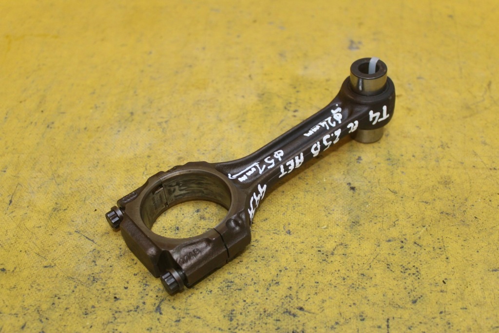 фото №1, Шатун шату́н t4 2.5 b 074b aet