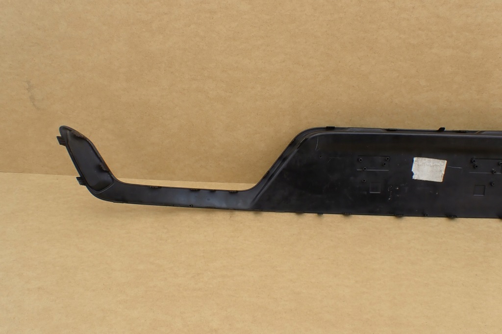 Решётка молдинг бампера задняя ford ka plus рестайлинг  18- j7bb-17d782-a Доставка