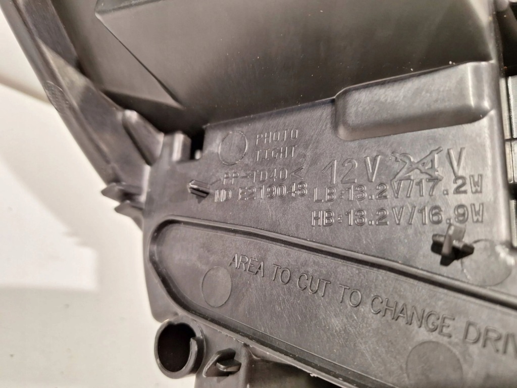 Фара перед левая новая valeo led 9833036380 peugeot 208 2 2008 2 19- Доставка