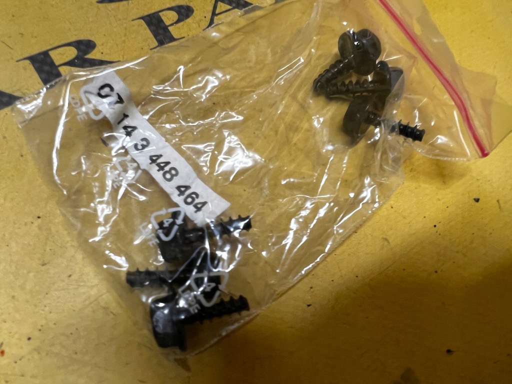 4 x болт кріпильна kratę впуск повітря mini r60 r61 nowa oem Ціна