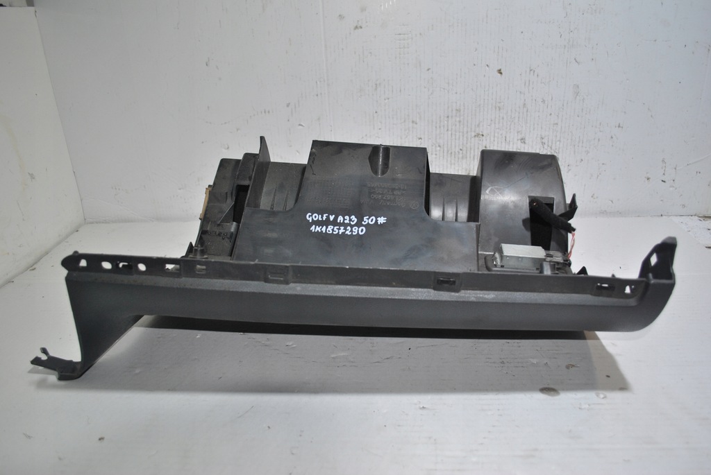 фото №7, Бардачок пассажира перед vw golf v