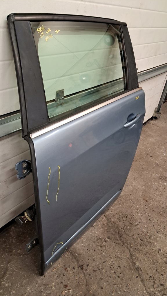 фото №11, Peugeot 5008 дверь левый задняя 2010 повреждённые