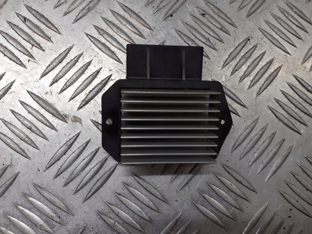 фото №1, Резистор резистор вентилятор toyota avensis t25