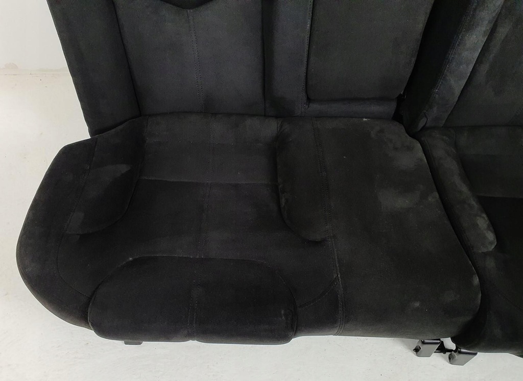 фото №4, Заднє сидіння задня задня alcantara alfa romeo gt