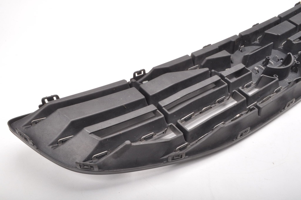 Volvo v60 рестайлінг  решітка радіатора решітка радіатора решітка радіатора 31349928 31349931 31386498 Ціна