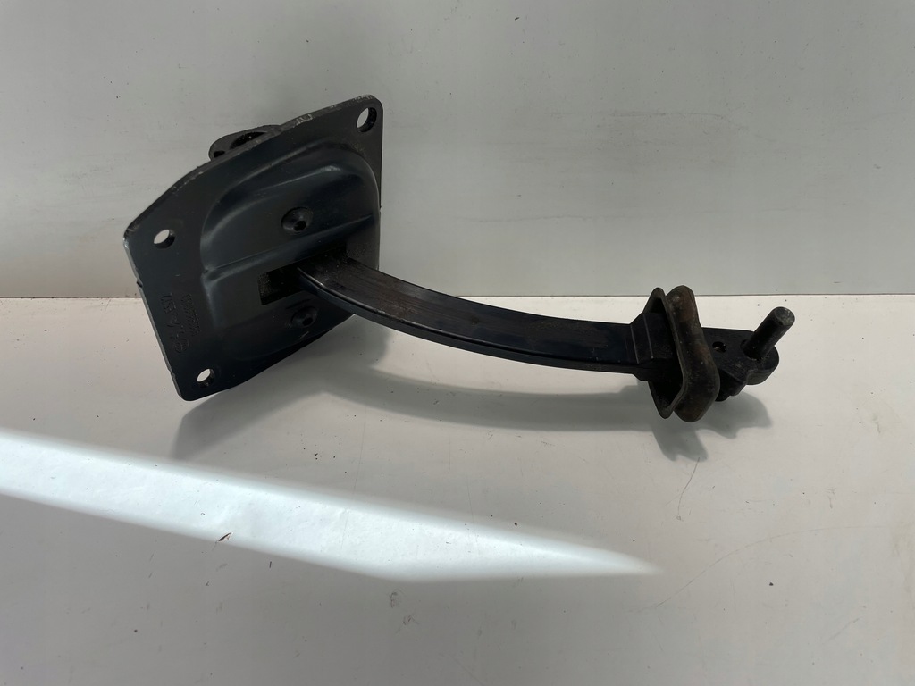 фото №1, Ограничитель vivaro proace ii jumpy iv expert iii