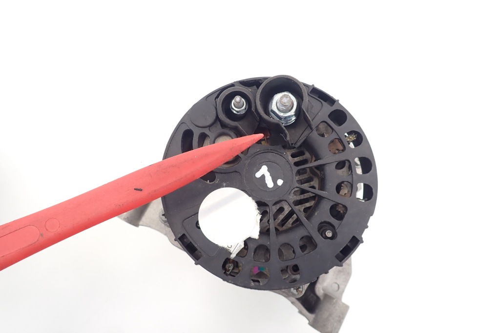 Fiat alfa lancia генератор 71793973 Недорого