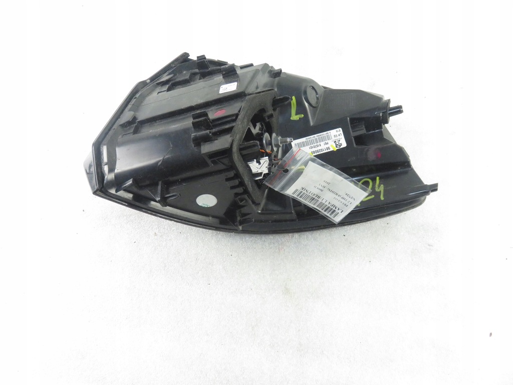 фото №9, Лампа левая задняя peugeot 5008 ii 9811028080