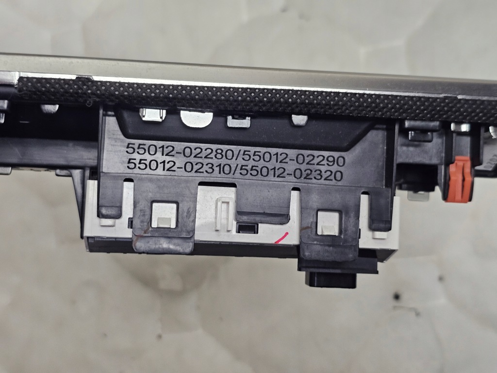 Декоративная  молдинг защита консоли решётка обдув toyota corolla e21 55662-02580 Цена