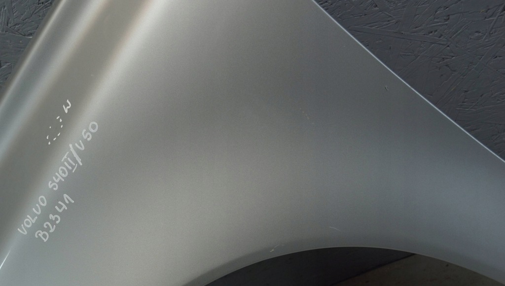 фото №10, Volvo s40 ii / v50 крыло левый перед 426 b2341