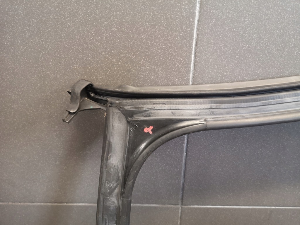 фото №13, Прокладка скло двері правий задня audi a4 b7 avant 8k9839440f