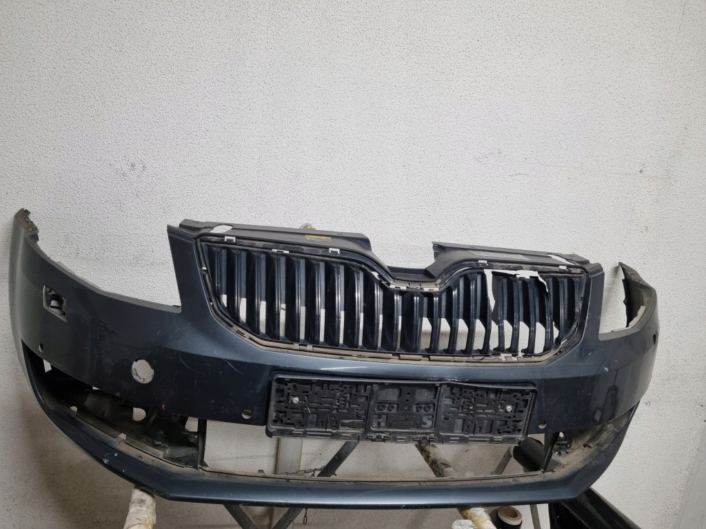 фото №1, Skoda octavia бампер перед 5e0807221