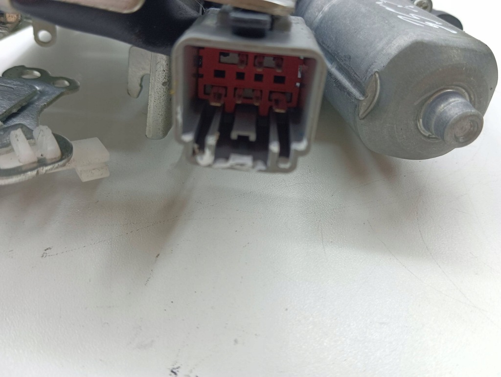 фото №6, Chrysler voyager 2008 замок крышки задний / багажника