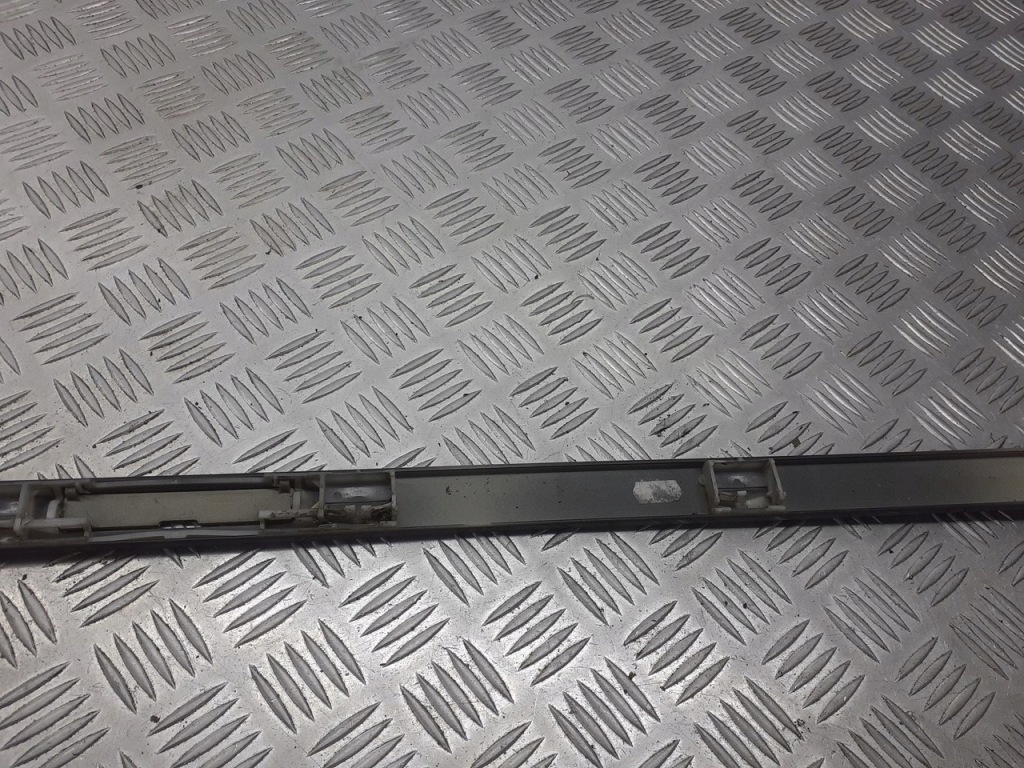 фото №2, Молдинг кровельная правый задняя renault clio iii 1.2