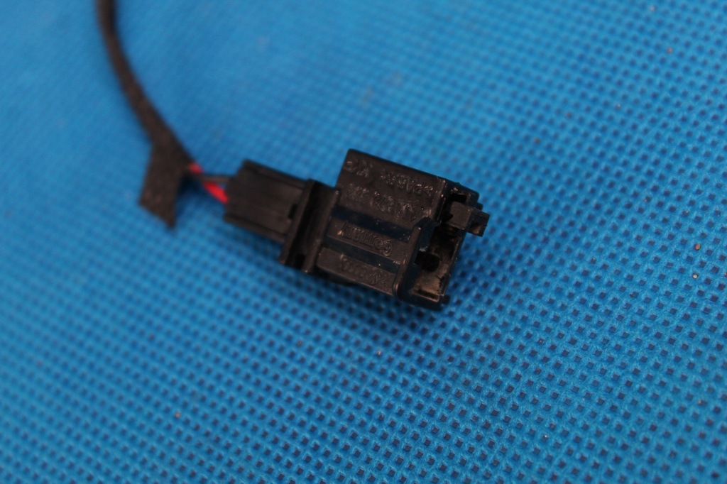 фото №7, Vw t-roc cabrio молдинг led дверь правый перед 2gc858066b 2021r