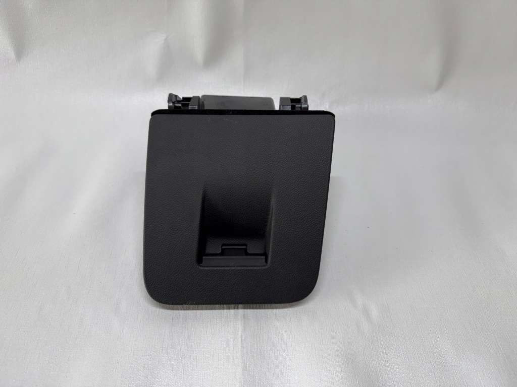 Купить Бардачок консоли левая alfą romeo giulia 156111804