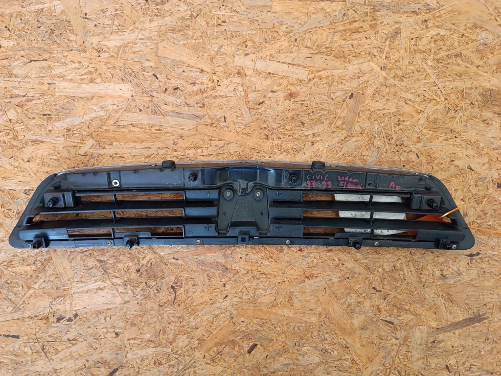 Купить Решётка решётка радиатора решётка  бампера перед honda civic vi 1997- седан