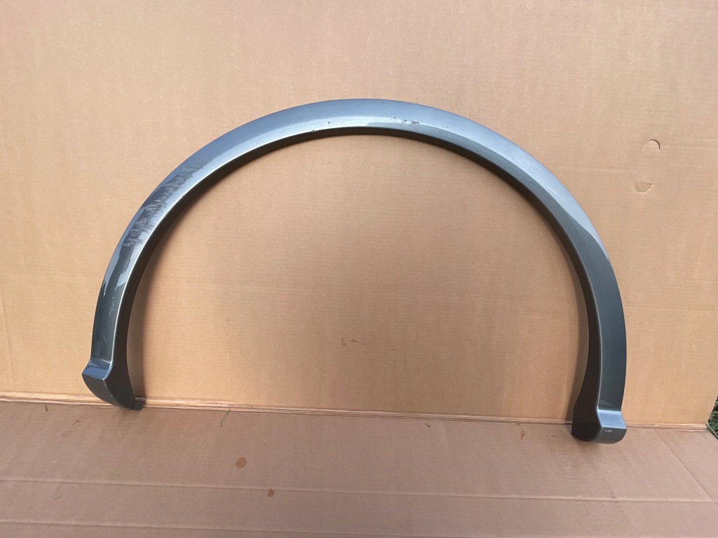 фото №1, Audi q5 s-line правая молдинг крыла задняя задняя