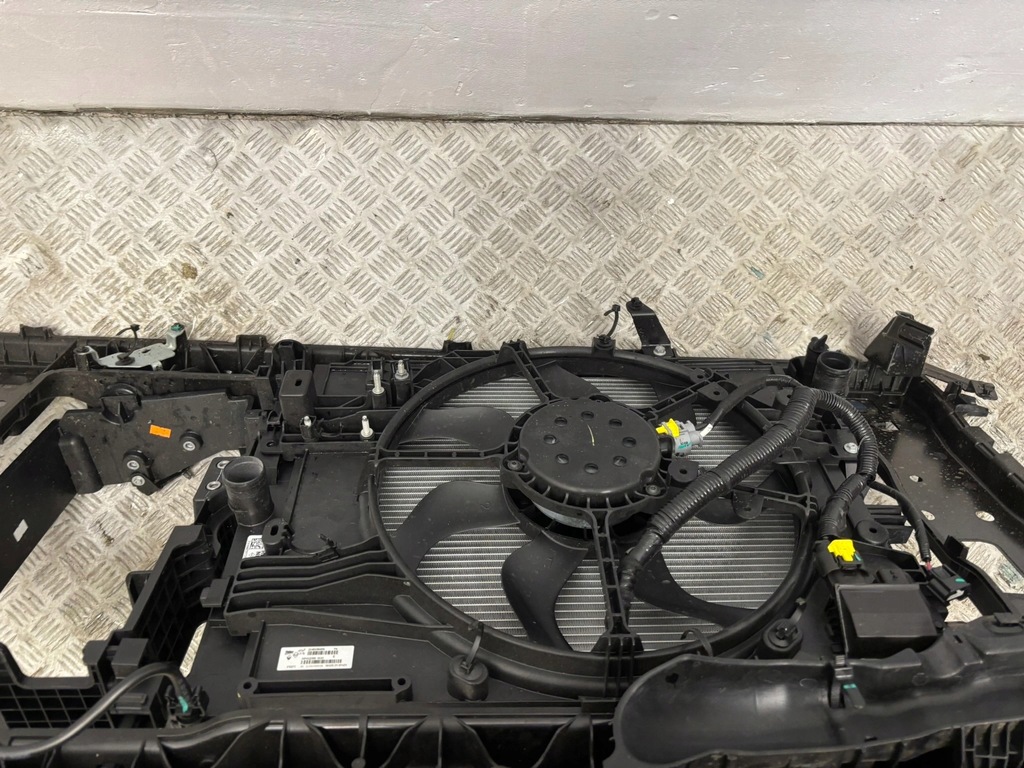 фото №15, Pas передній радіатор arkana 1.6 e-tech гібрид